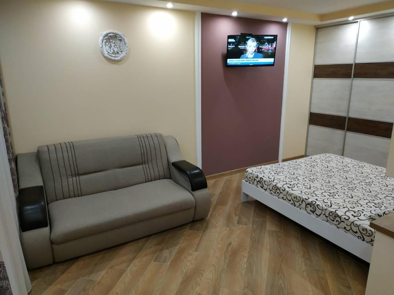 Apartments In The Center Maidan Rivne Exteriér fotografie